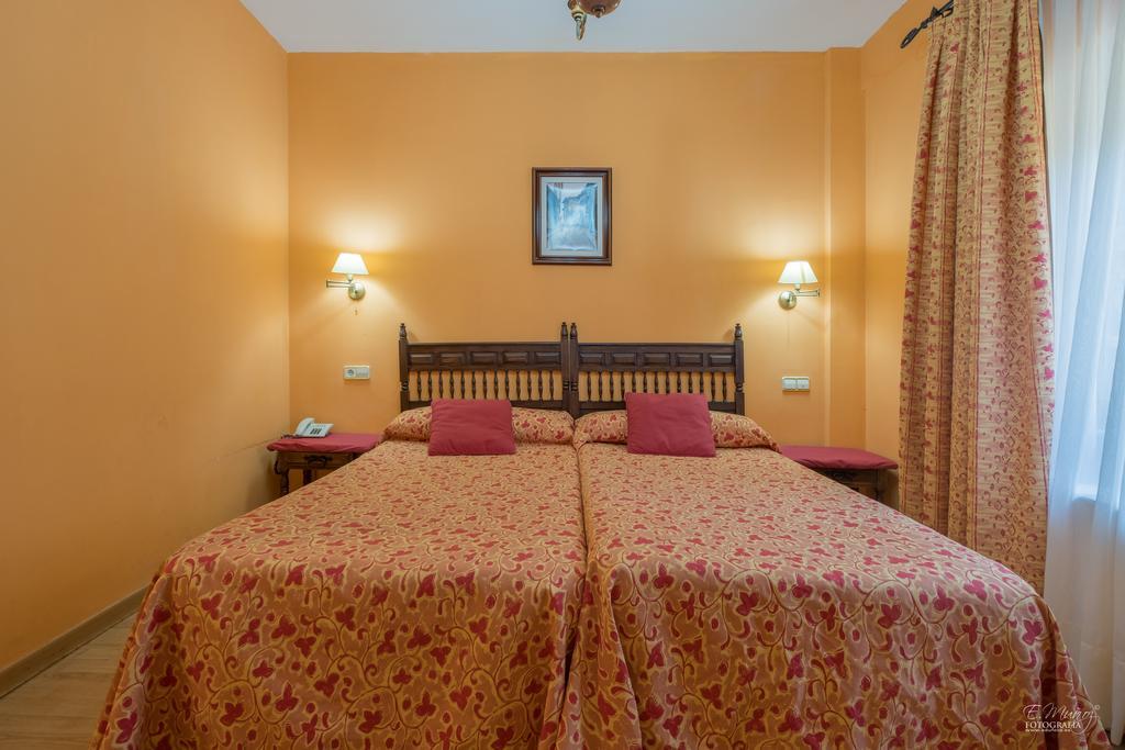 לה אלברקה Hotel Batuecas מראה חיצוני תמונה