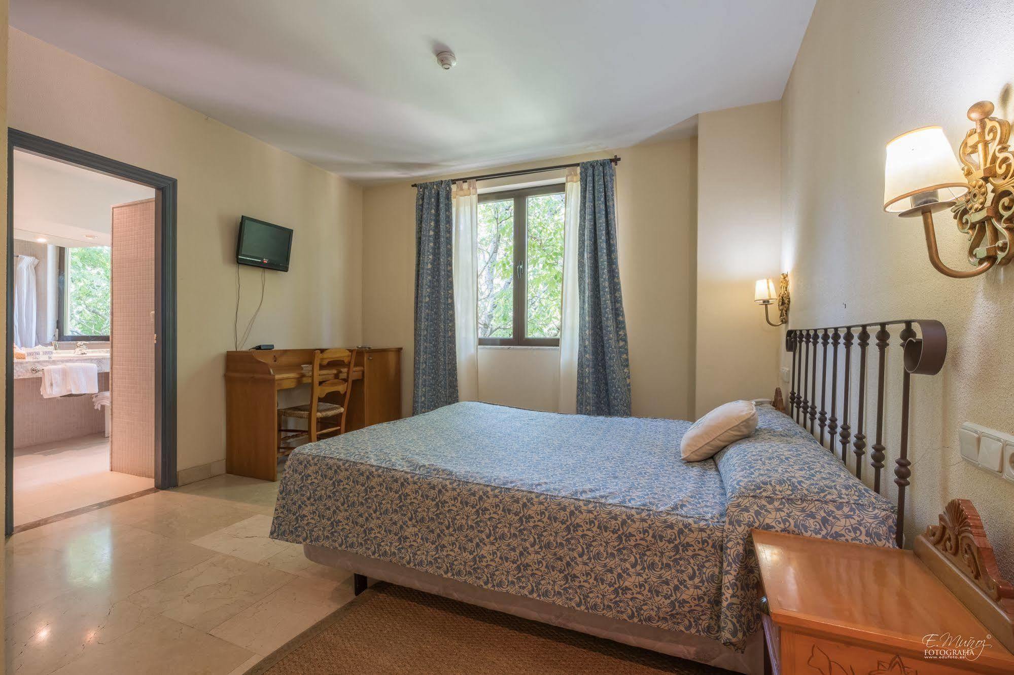 לה אלברקה Hotel Batuecas מראה חיצוני תמונה
