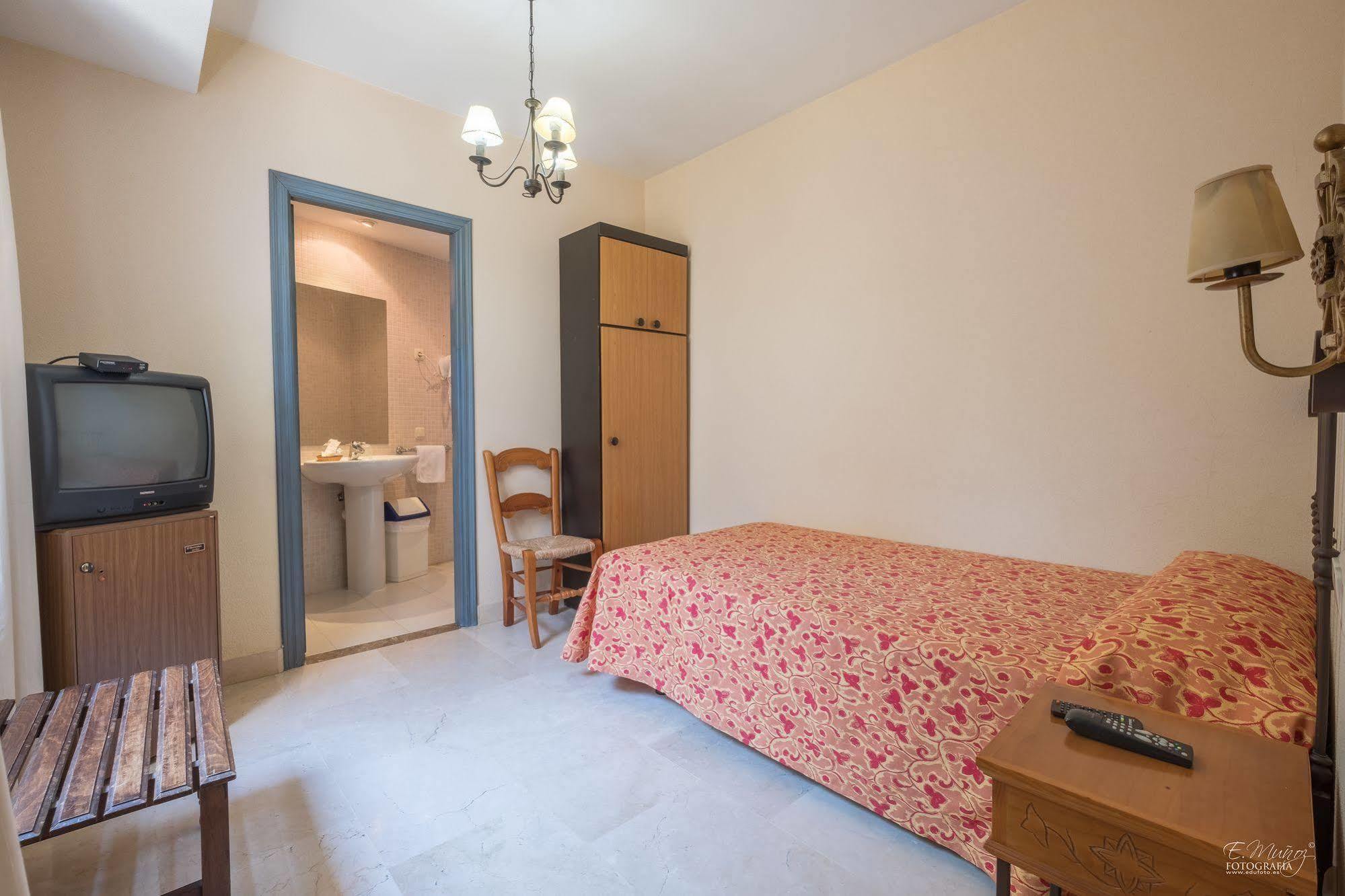 לה אלברקה Hotel Batuecas מראה חיצוני תמונה